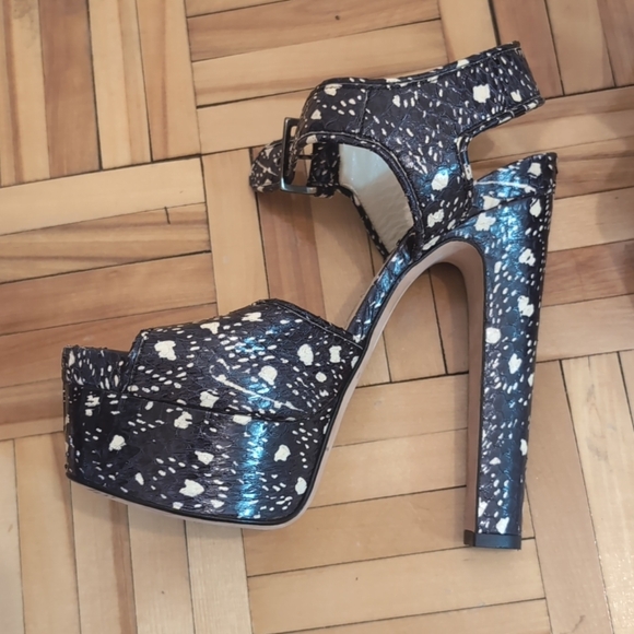 Brian Atwood Karin platform sandals size 37 - Picture 6 of 6